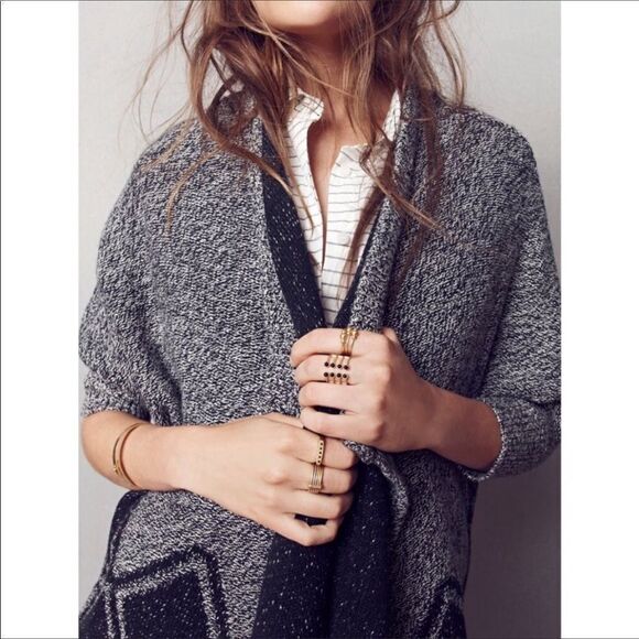 Madewell all angles cardigan sweater. - Picture 2 of 13